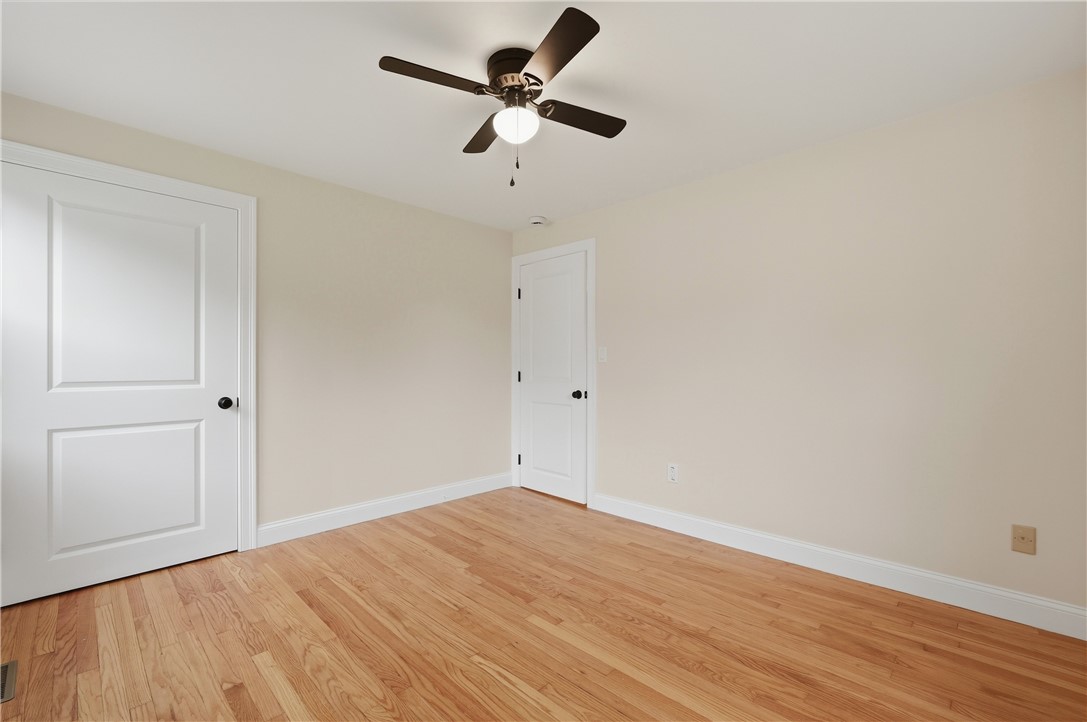 76 Beverly Road East Providence, RI 02915 - Photo 20 of 45