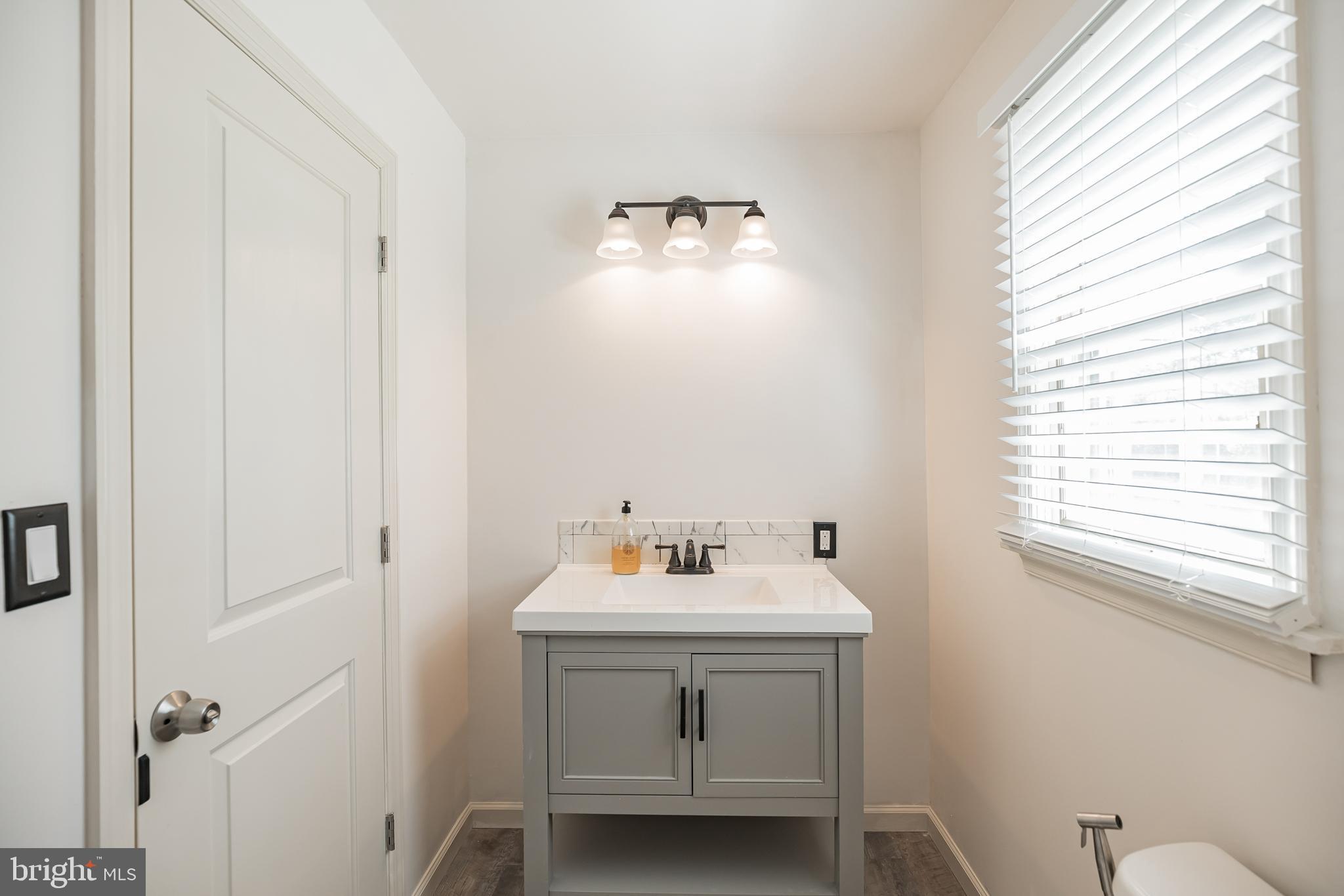 360 East Springfield Road Springfield, PA 19064 - Photo 17 of 30 Main Level Full Bathroom