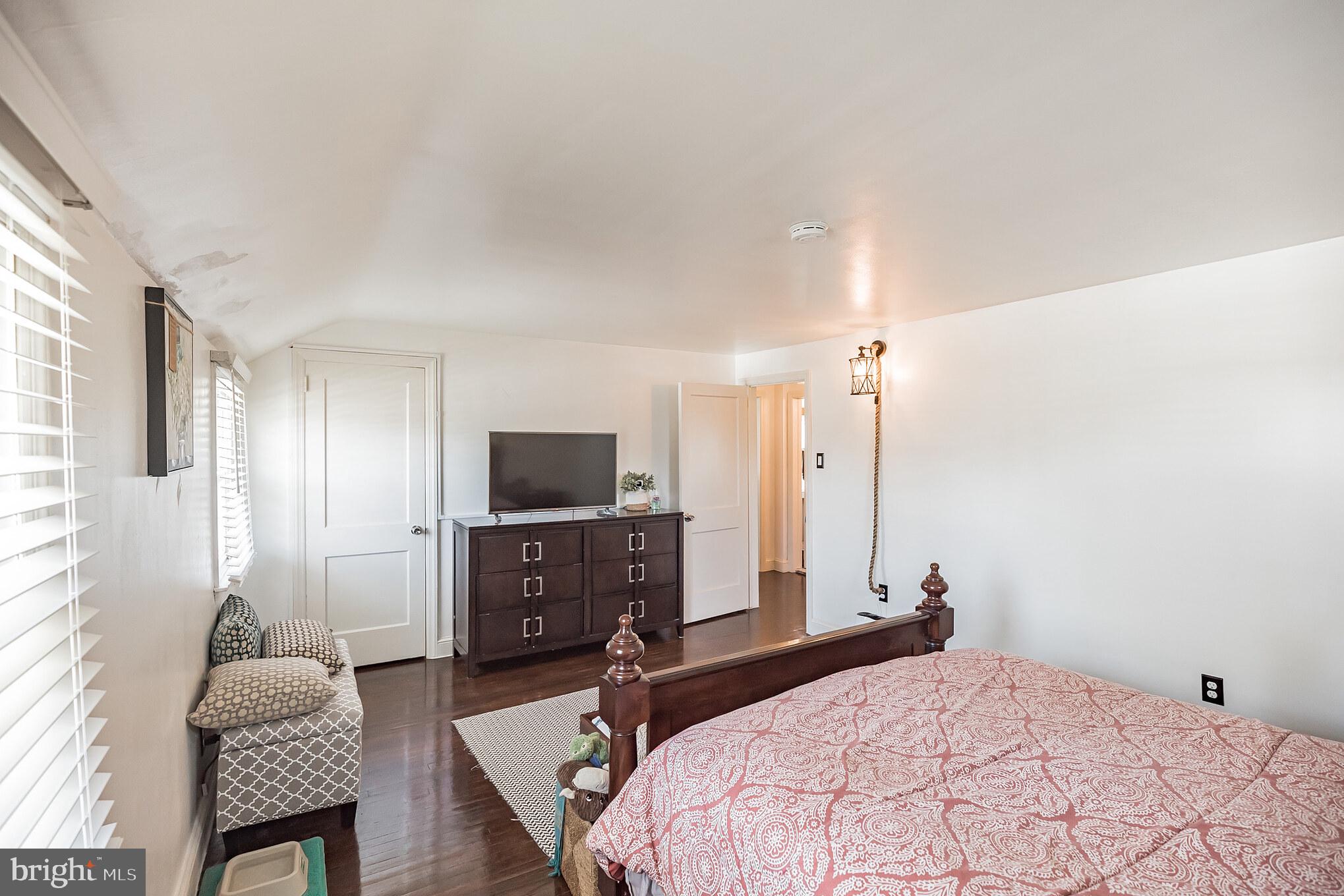 360 East Springfield Road Springfield, PA 19064 - Photo 20 of 30 Bedroom 1