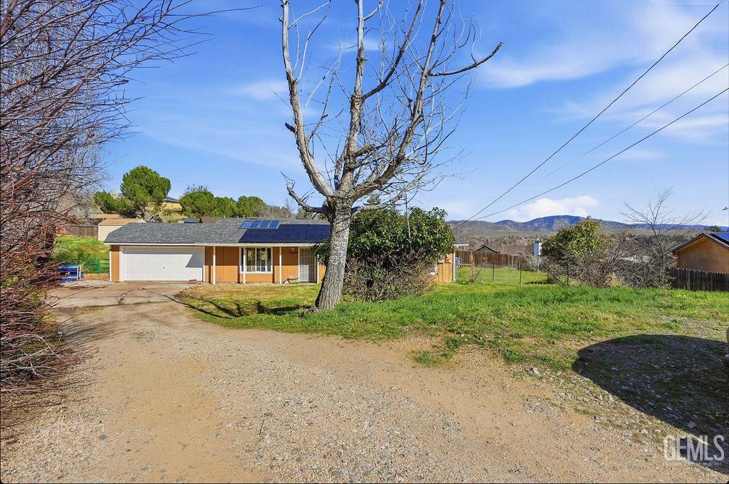 Undisclosed Address Tehachapi, CA 93561 - Photo 20 of 23