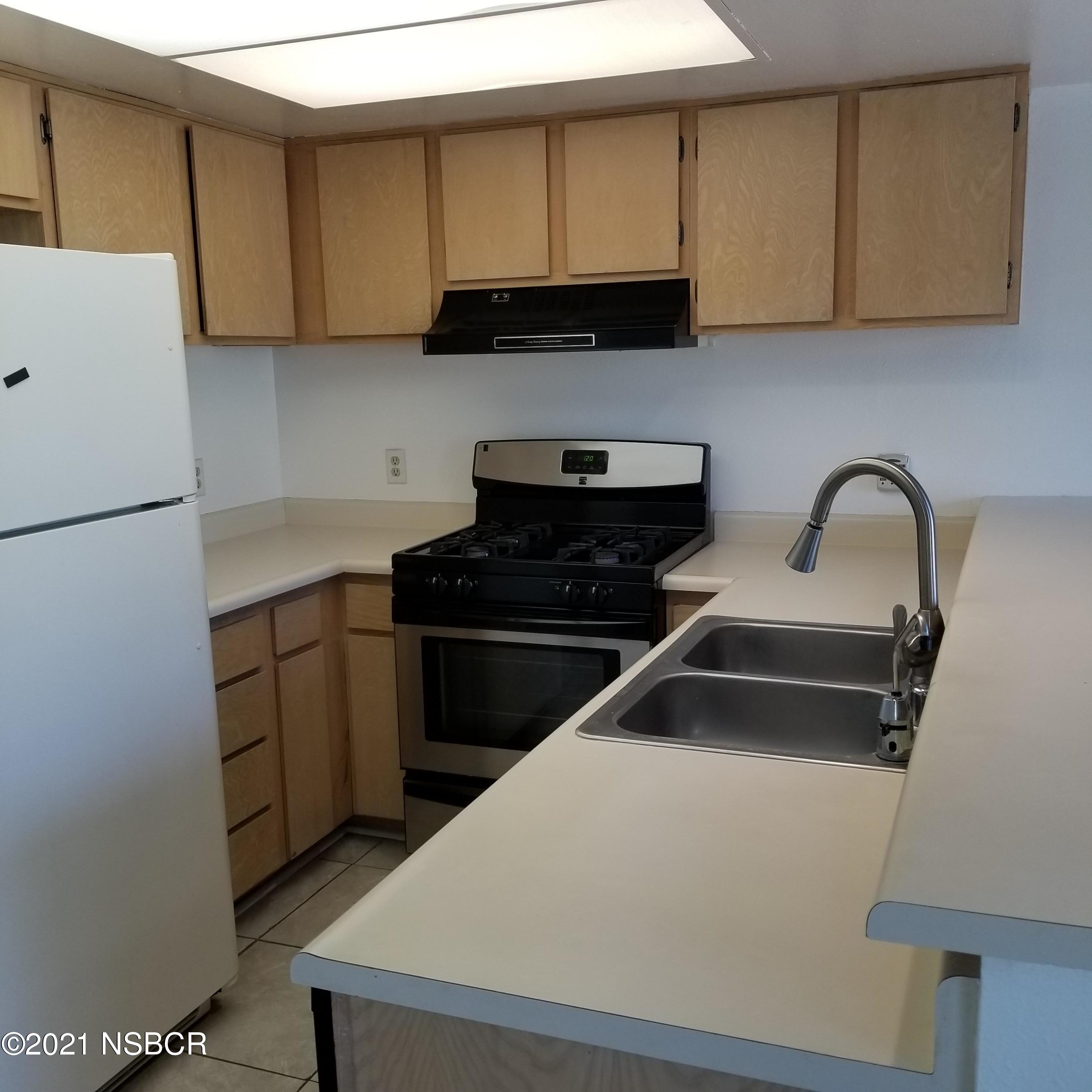 3614 Constellation Road Lompoc, CA 93436 - Photo 3 of 26 Kitchen