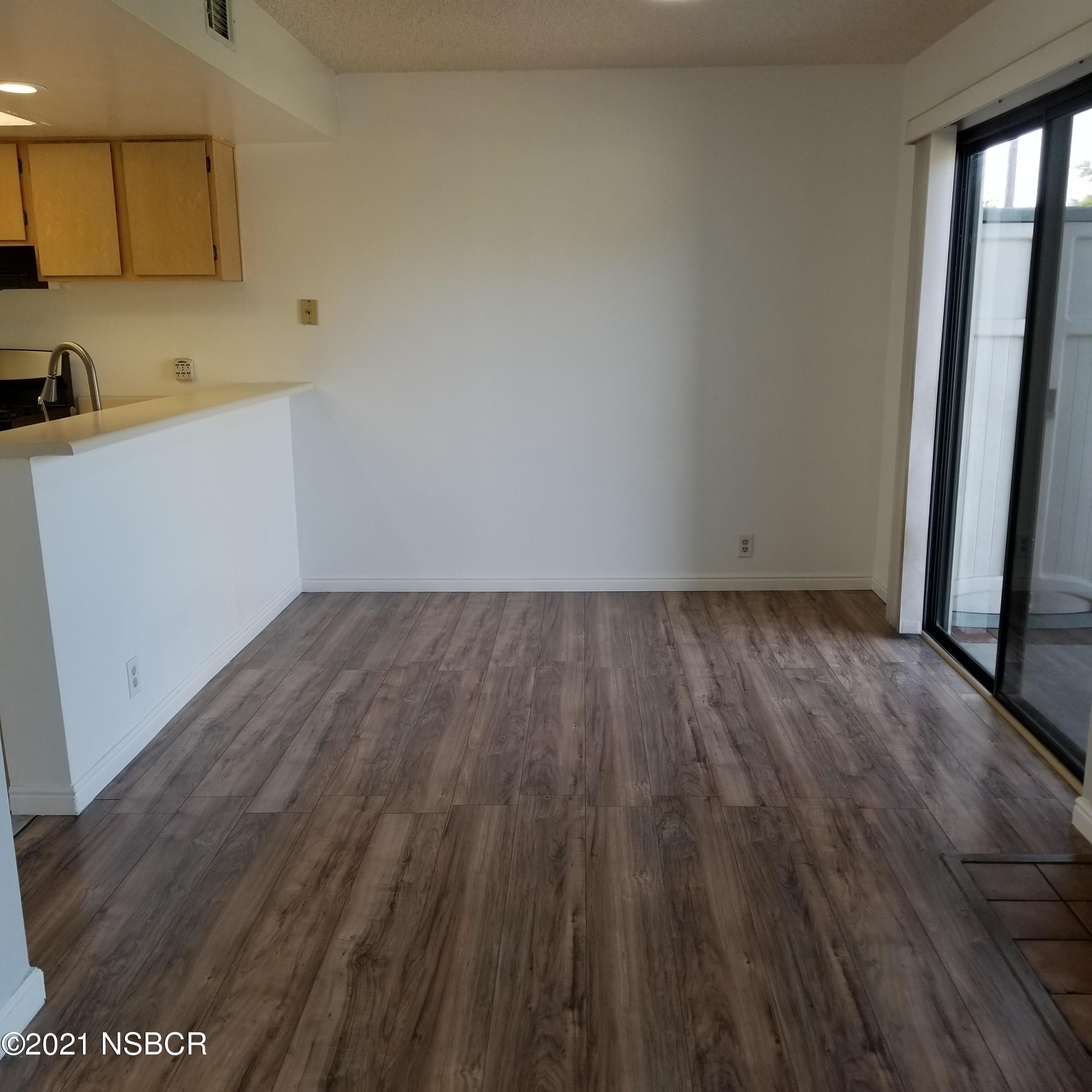3614 Constellation Road Lompoc, CA 93436 - Photo 8 of 26 Dining room