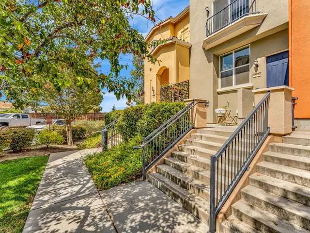 $888,000 | 213 Esfahan Drive, San Jose, CA 95111