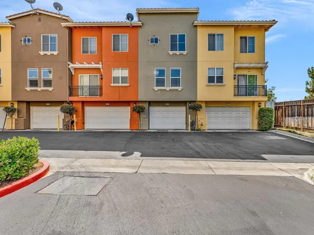 $888,000 | 213 Esfahan Drive, San Jose, CA 95111
