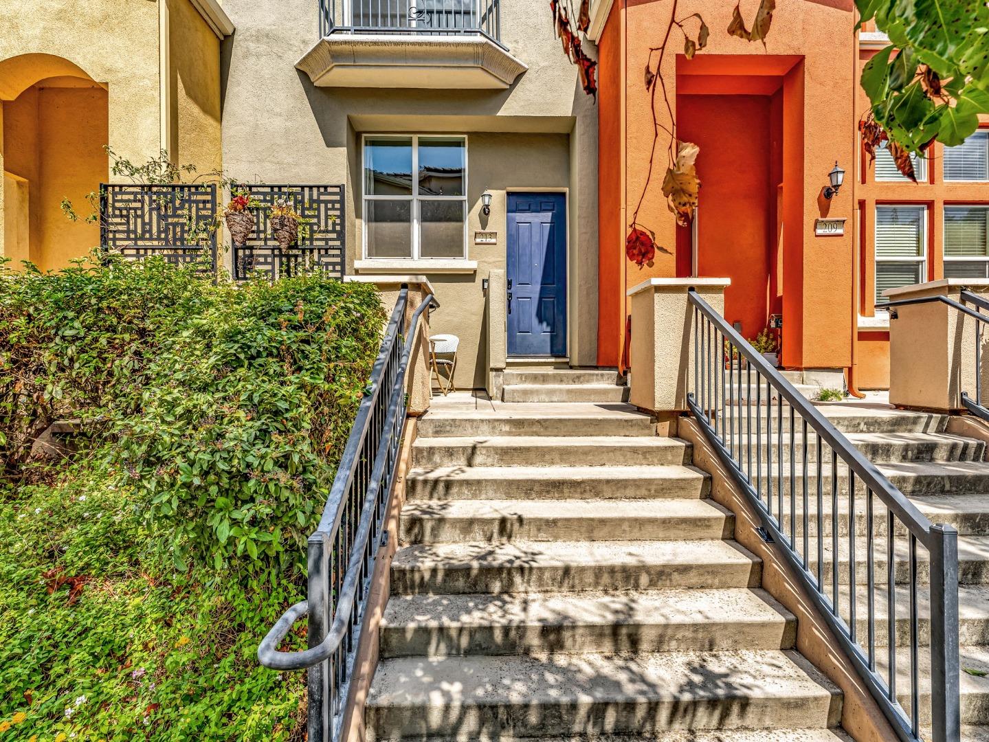 213 Esfahan Drive San Jose, CA 95111 - Photo 4 of 42