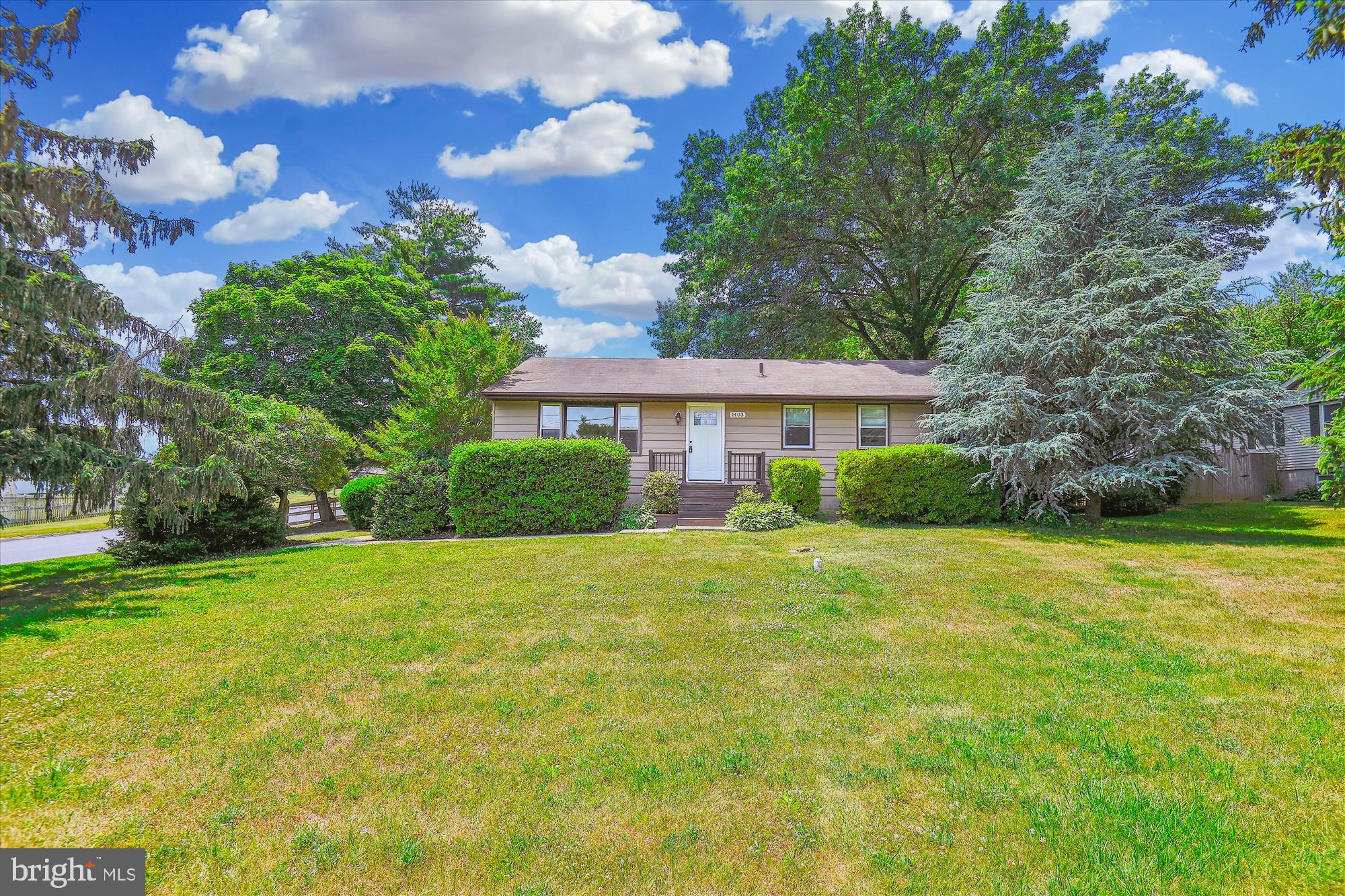 1403 Streaker Road Sykesville, MD 21784 - Photo 17 of 20 Front Yard