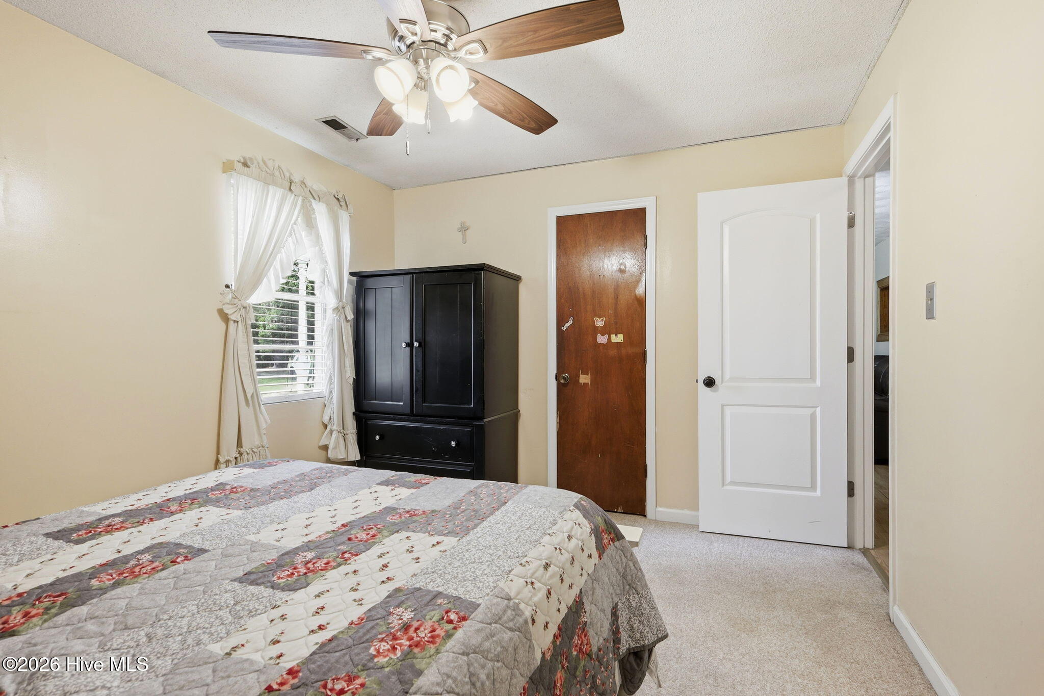 284 Laurel Road Beaufort, NC 28516 - Photo 27 of 41 1 of 3 bedrooms