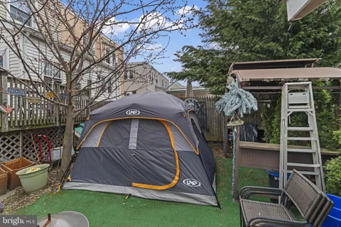 $290,000 | 330 Burmont Road, Drexel Hill, PA 19026