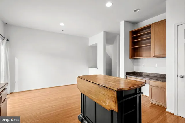 $339,900 | 45575 Catalina Lane, California, MD 20619