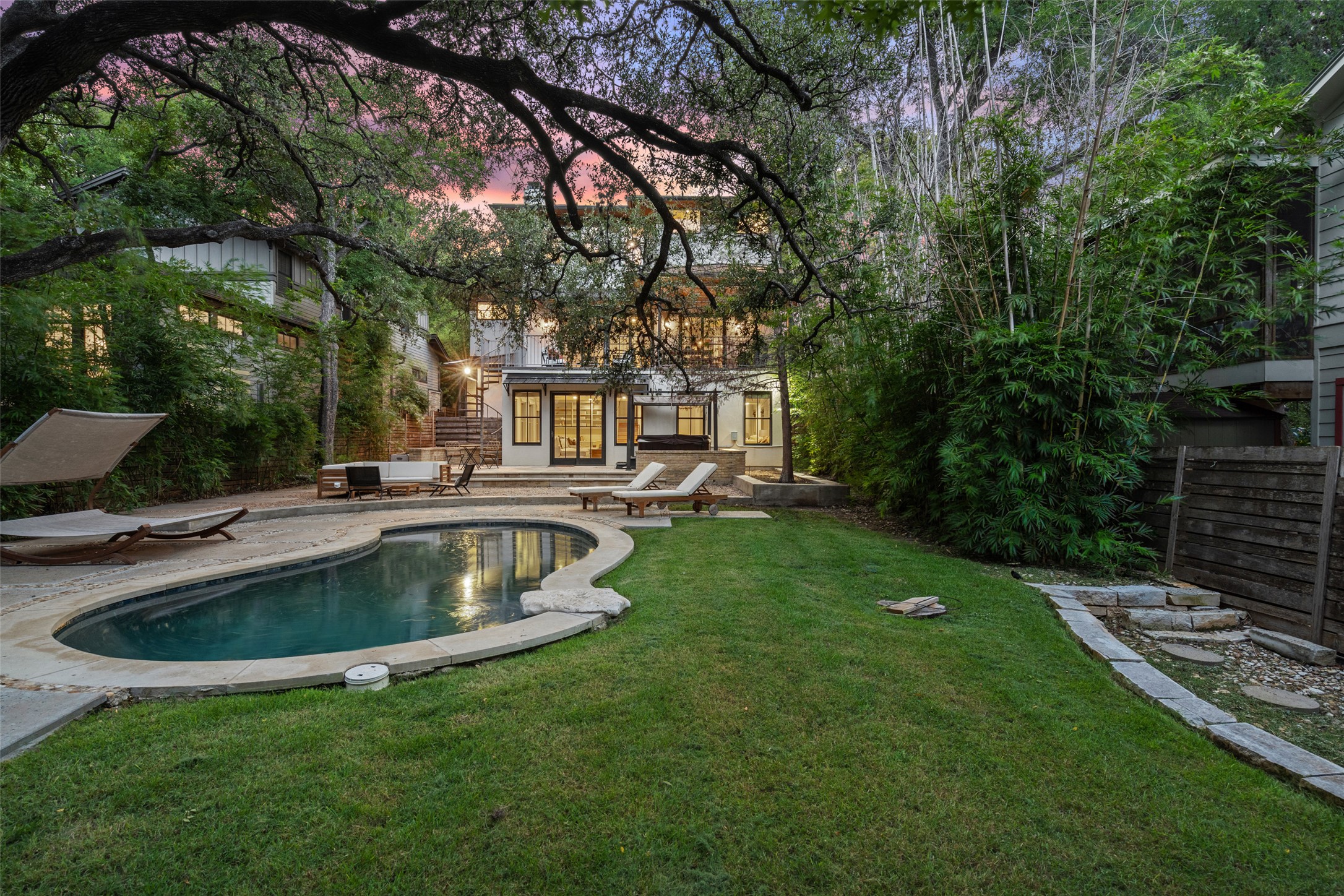 1907 McCall Road Austin, TX 78703 - Photo 31 of 35