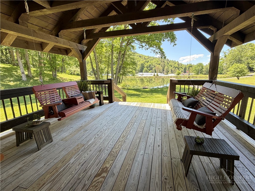 182 Braswell Road Newland, NC 28657 - Photo 4 of 42