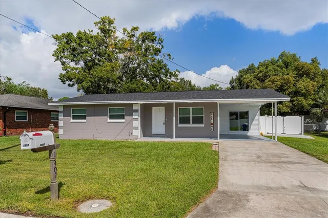 $1,800 | 1907 Brown Street, Kissimmee, FL 34741