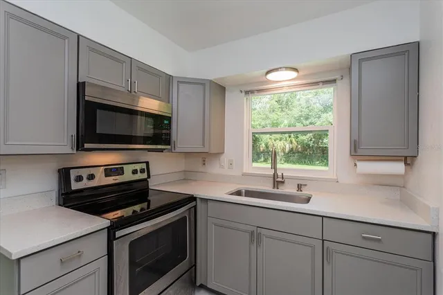 $1,800 | 1907 Brown Street, Kissimmee, FL 34741