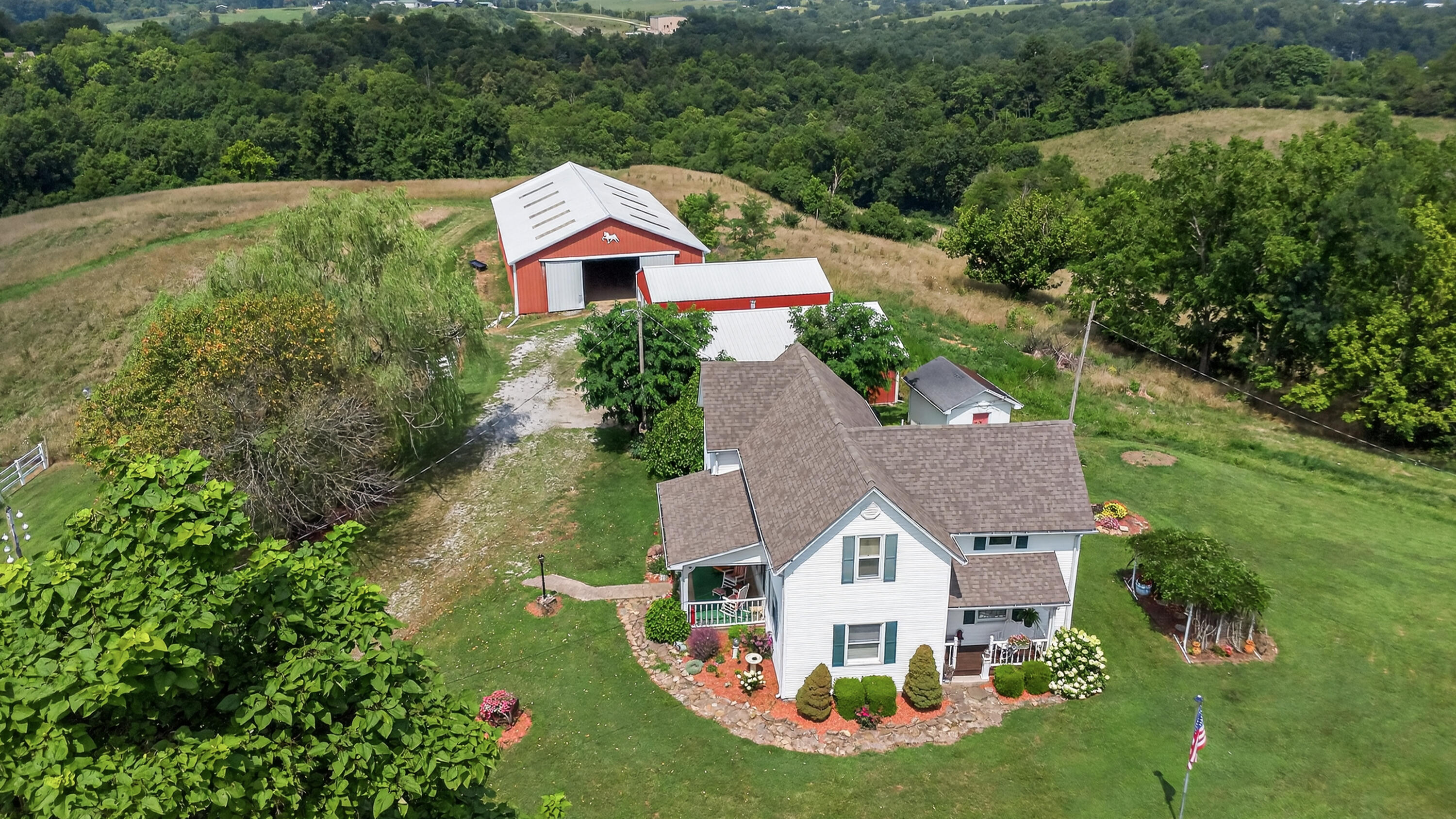 295 Fairview Road Williamstown, KY 41097 - Photo 2 of 46
