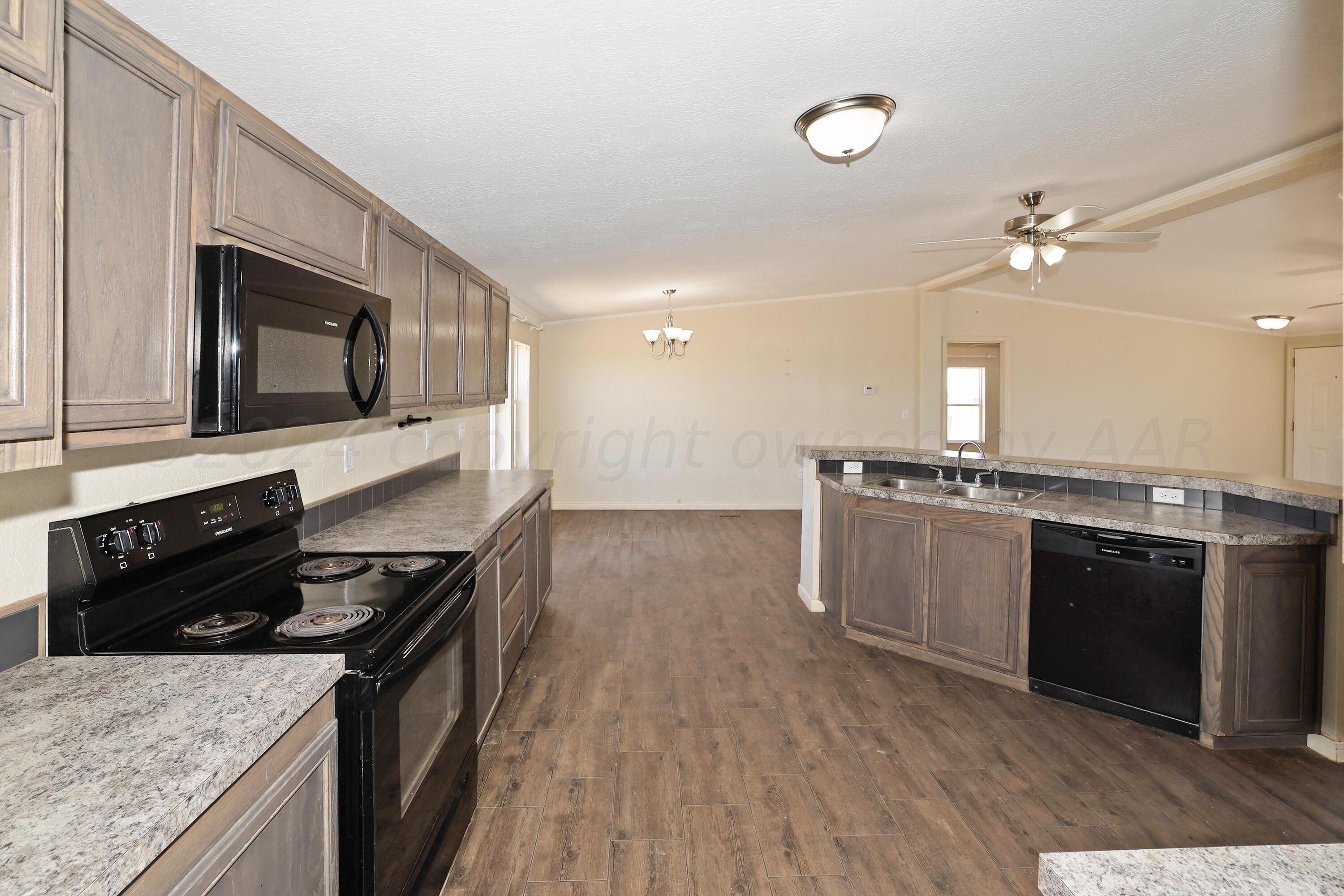 14530 Gordon-Cummings Road Canyon, TX 79015 - Photo 6 of 19 7-Kitchen & Dining