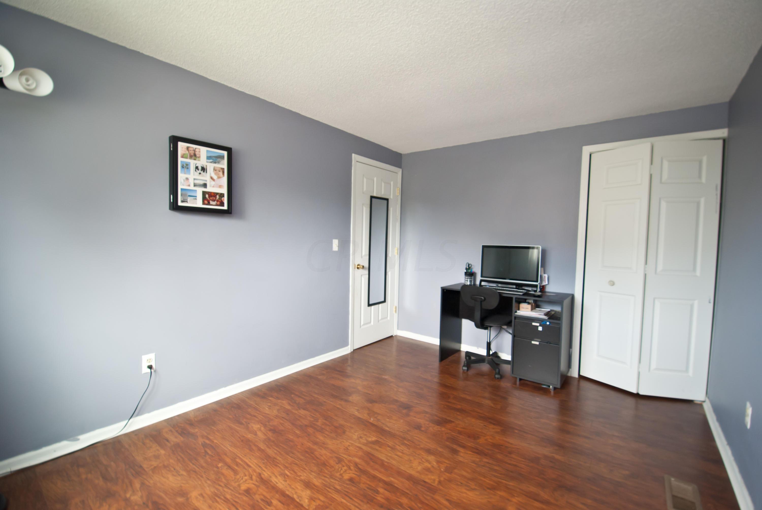 5401 Paladim Road Columbus, OH 43232 - Photo 8 of 22 Gallery Image 8