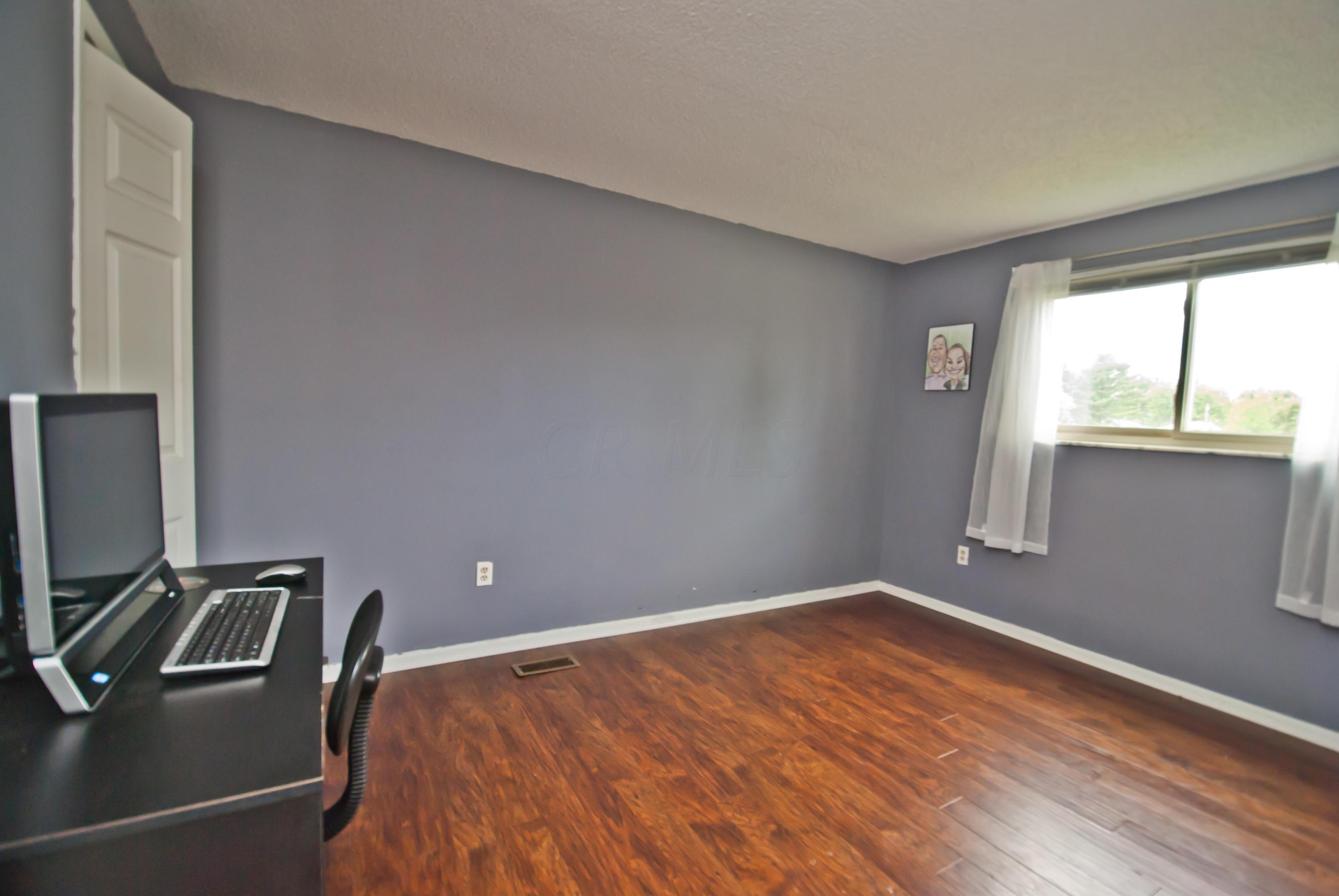 5401 Paladim Road Columbus, OH 43232 - Photo 9 of 22 Gallery Image 9