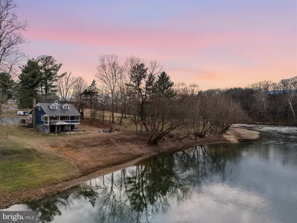 $725,000 | 3635 Riverbend Drive, Elkton, VA 22827