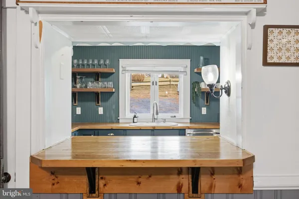 $725,000 | 3635 Riverbend Drive, Elkton, VA 22827