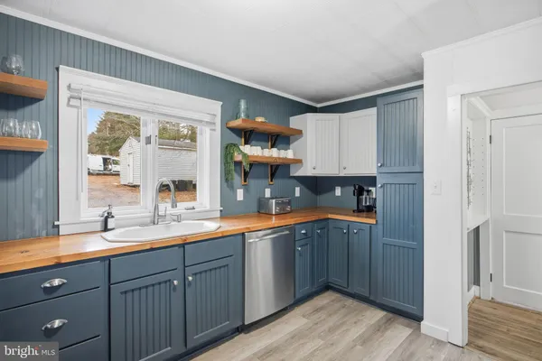 $725,000 | 3635 Riverbend Drive, Elkton, VA 22827