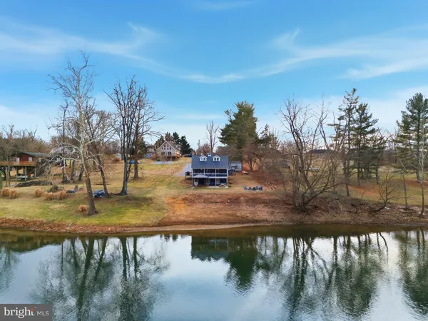 $725,000 | 3635 Riverbend Drive, Elkton, VA 22827