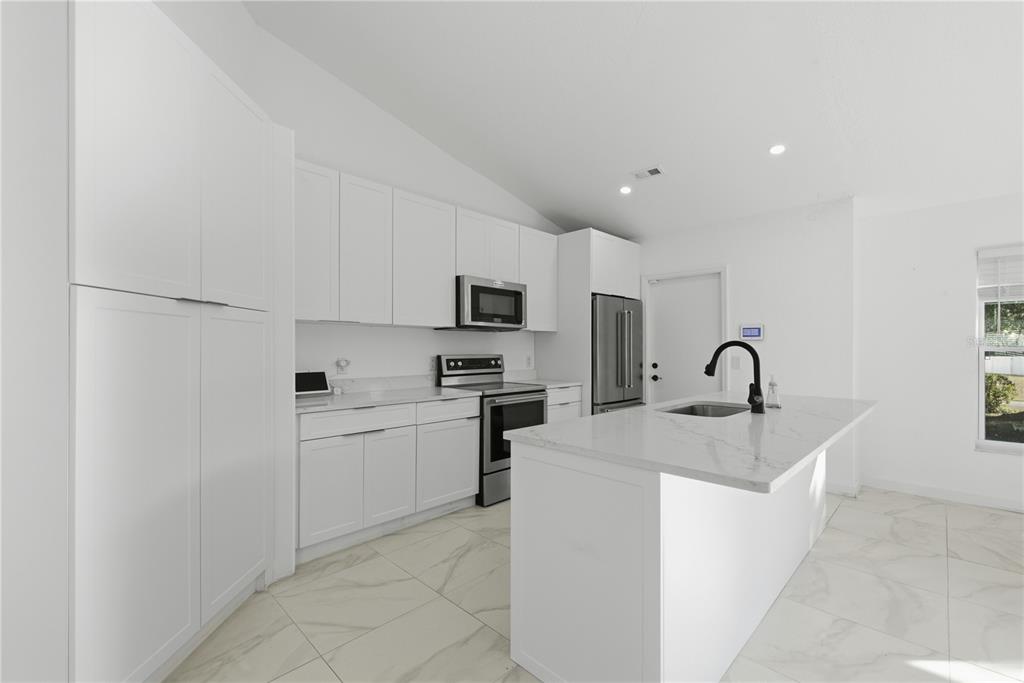 16190 Southwest 16th Court Ocala, FL 34473 - Photo 8 of 25