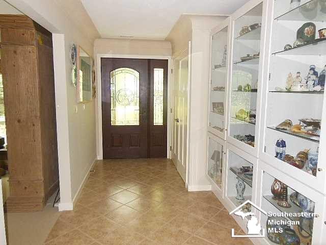 12499 Timber Ridge Trail Ida, MI 48140 - Photo 10 of 25 20447552-9.JPG