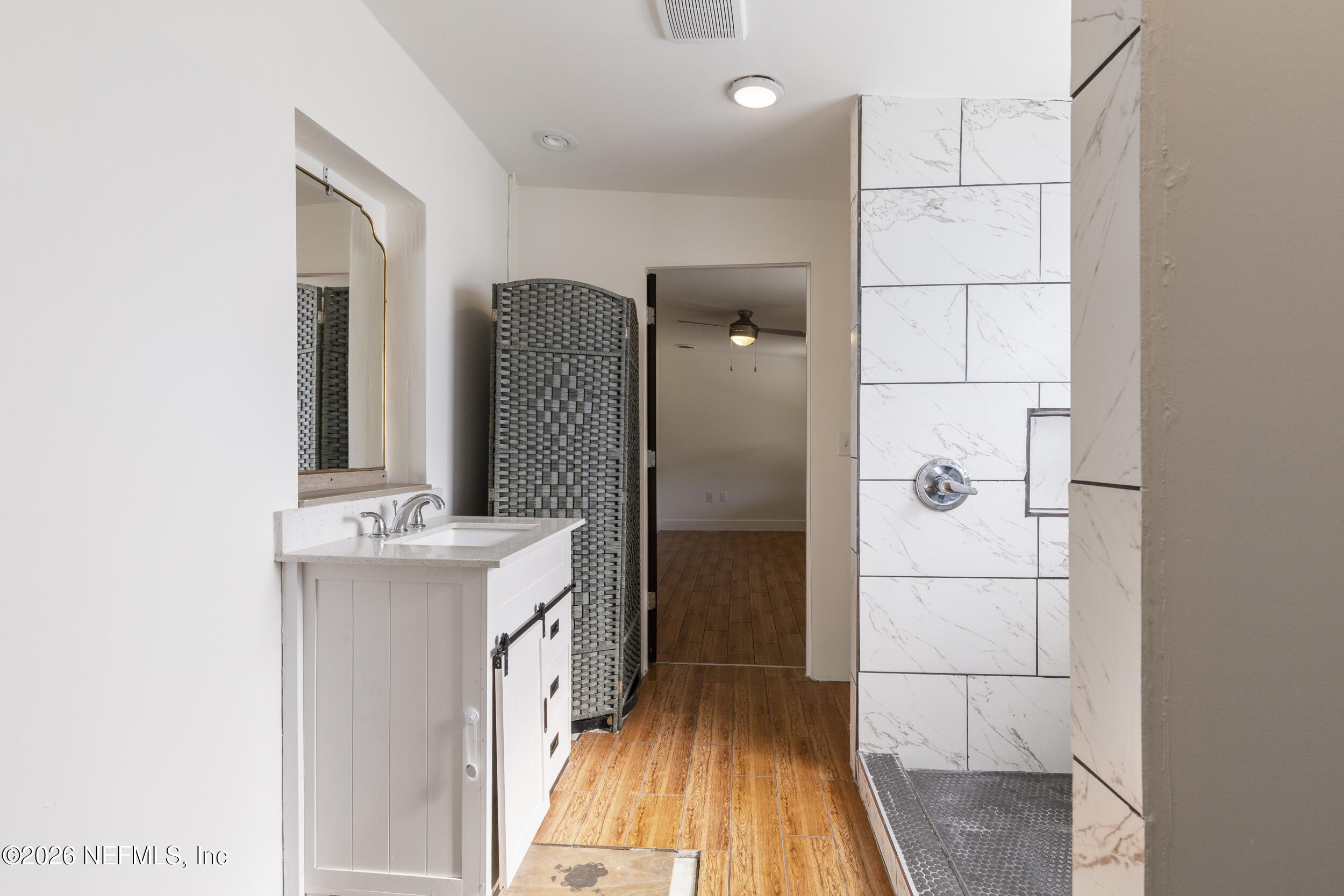 6750 Orkney Road Jacksonville, FL 32211 - Photo 39 of 52 23_rear bathroom 3