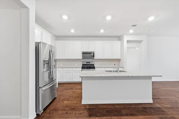 $2,300 | 3229 Cross Shr Drive, Anna, TX 75409