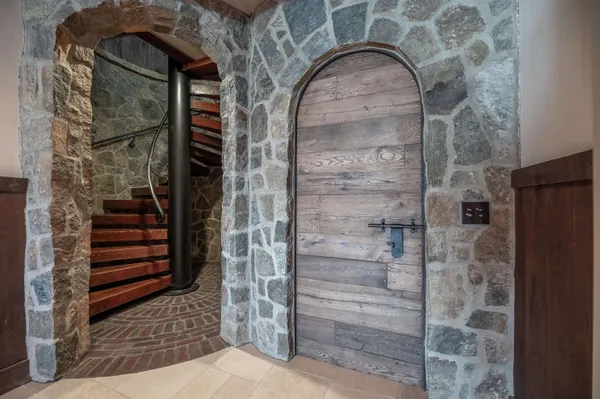 $3,995,000 | 816 Black Bear Road, Jamaica, VT 05343