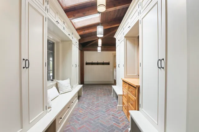 $3,995,000 | 816 Black Bear Road, Jamaica, VT 05343