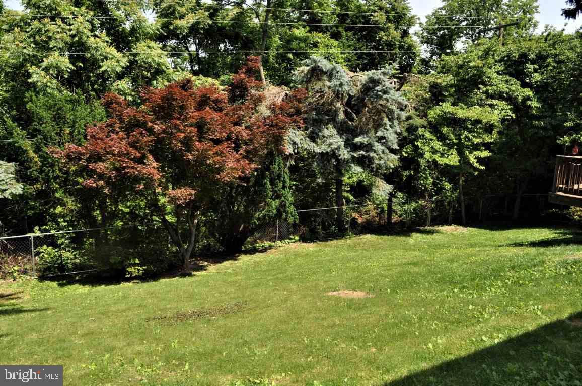 305 Greendale Road York, PA 17403 - Photo 34 of 36