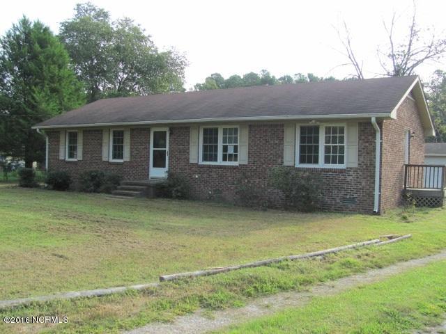 178 Frederick Road Chocowinity, NC 27817 - Photo 1 of 10 178 Frederick Rd.Front