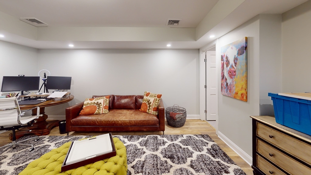 56 Albemarle Road Waltham, MA 02452 - Photo 9 of 18