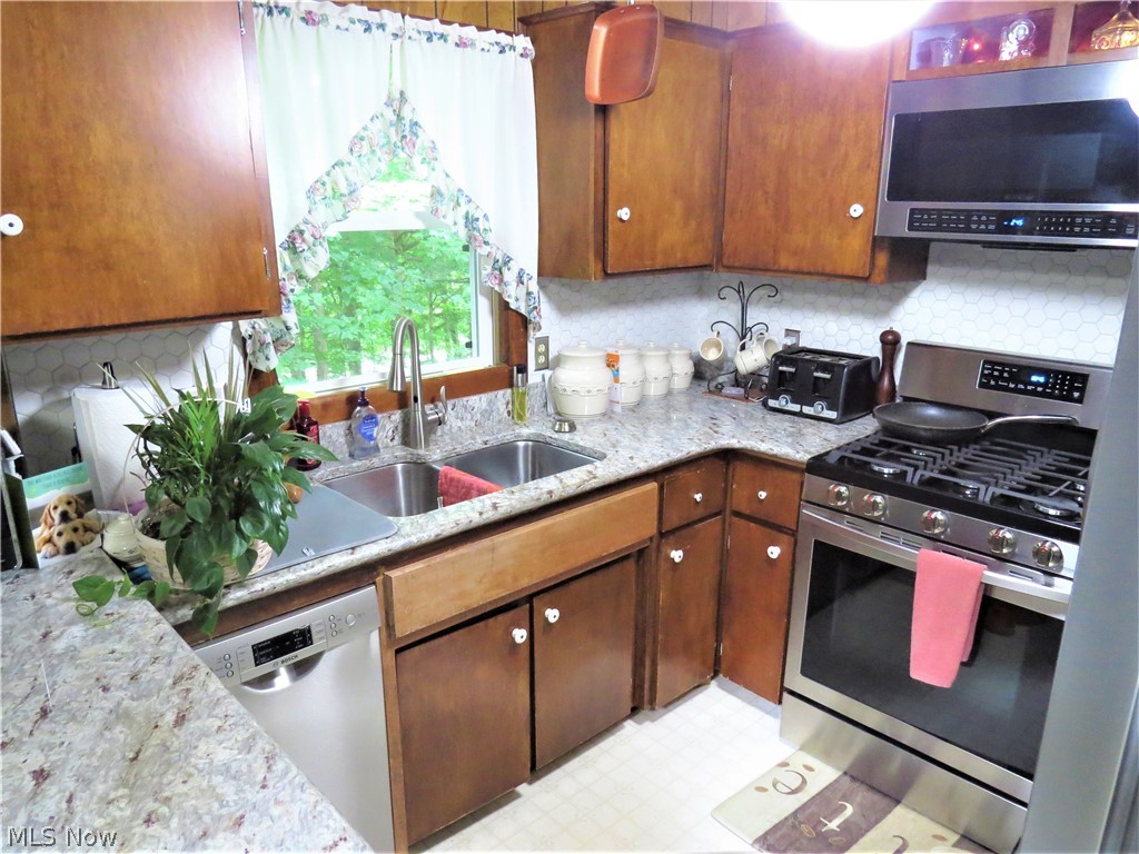 3200 Roswell Road Southwest Carrollton, OH 44615 - Photo 13 of 29 Gallery Image 13