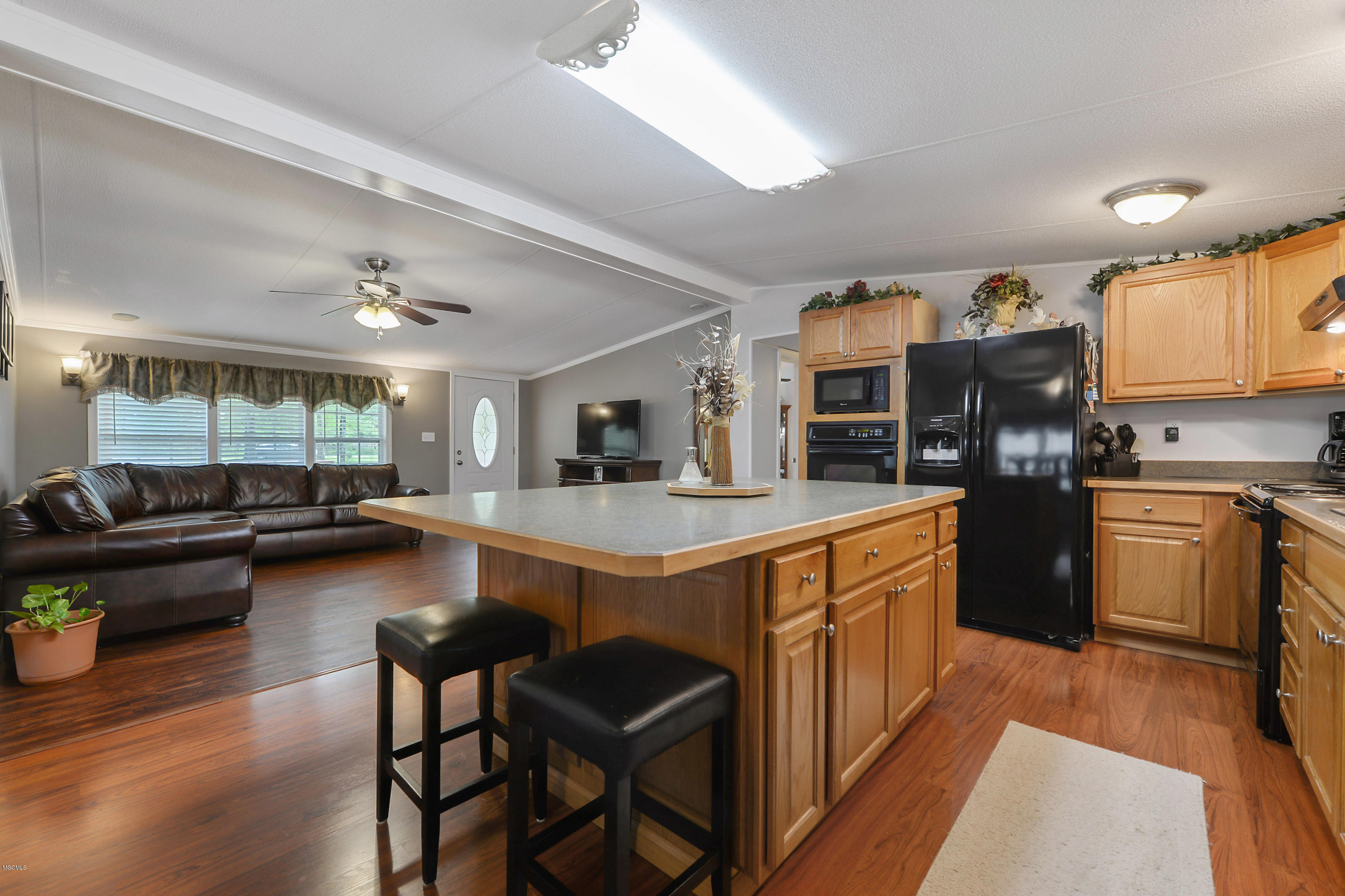 21173 Turan Road Saucier, MS 39574 - Photo 15 of 32 kitchen