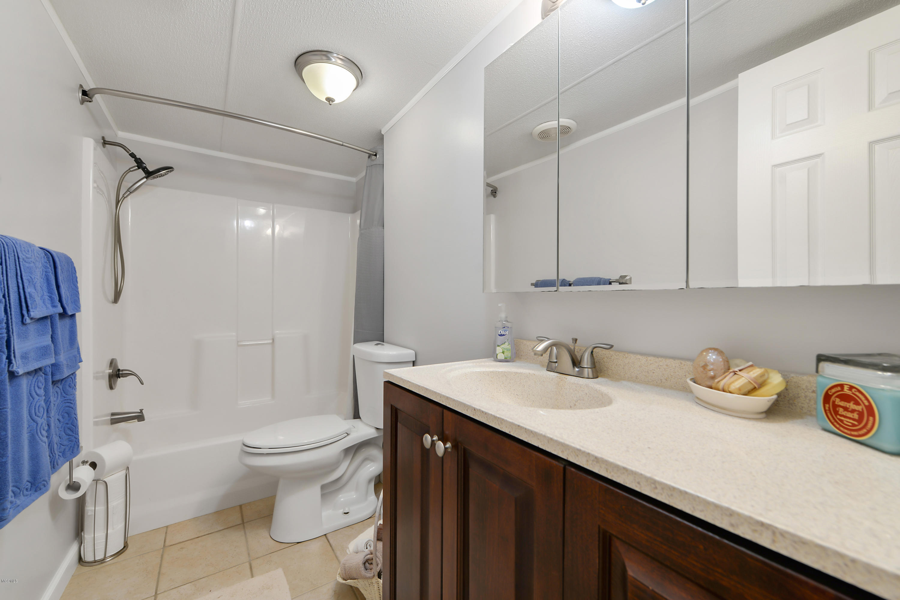 21173 Turan Road Saucier, MS 39574 - Photo 23 of 32 hall bath