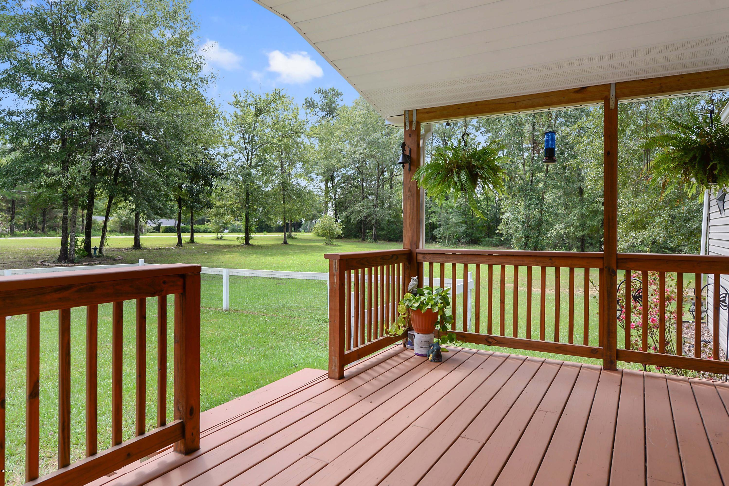 21173 Turan Road Saucier, MS 39574 - Photo 3 of 32 Front porch