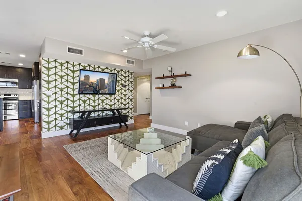 $699,000 | 904 West Avenue, Unit 214, Austin, TX 78701
