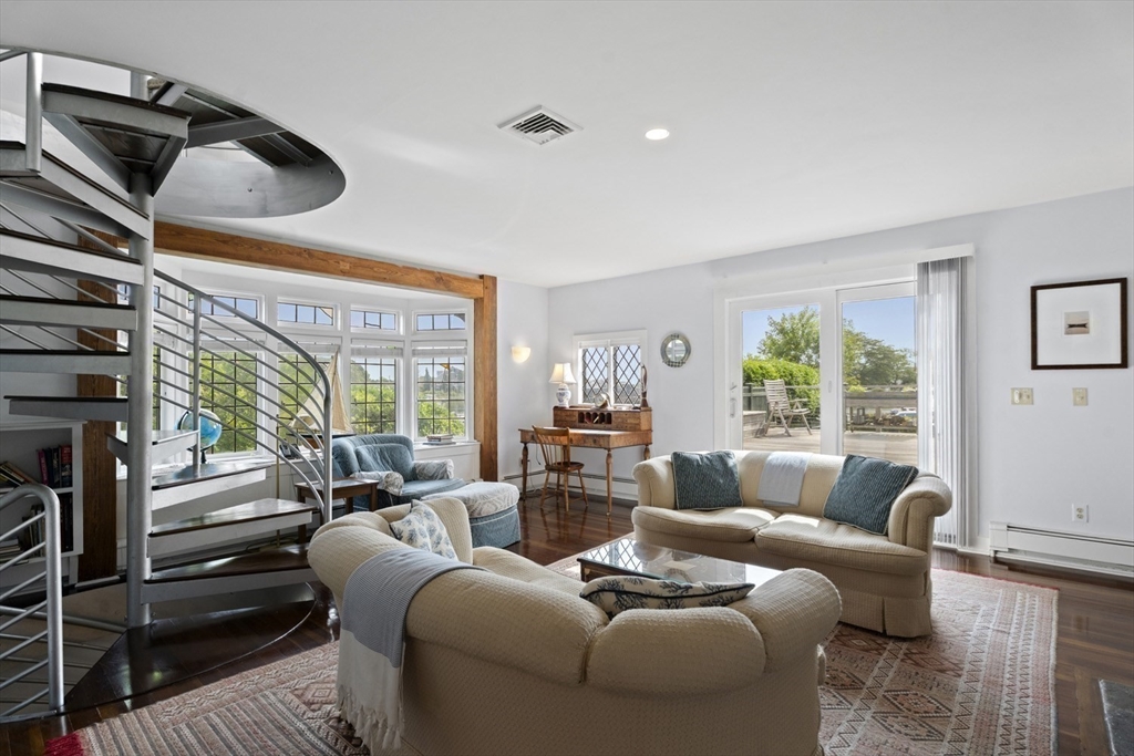 41 Hayward Road Barnstable, MA 02632 - Photo 11 of 42