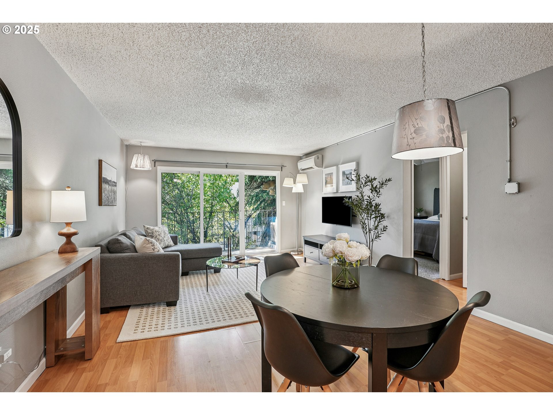 6835 Southwest Capitol Hill Road, Unit 36 Portland, OR 97219 - Photo 10 of 24 Gallery Image 10