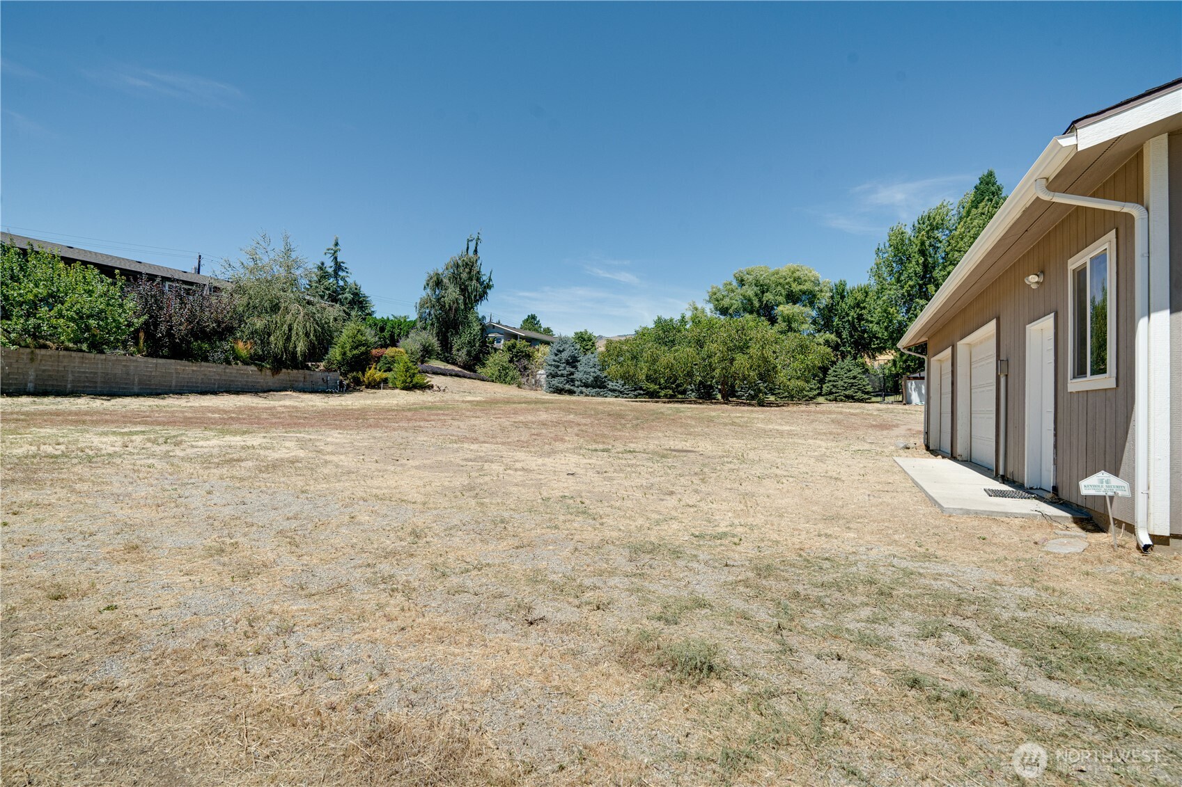 3275 Burch Mountain Road Wenatchee, WA 98801 - Photo 38 of 40