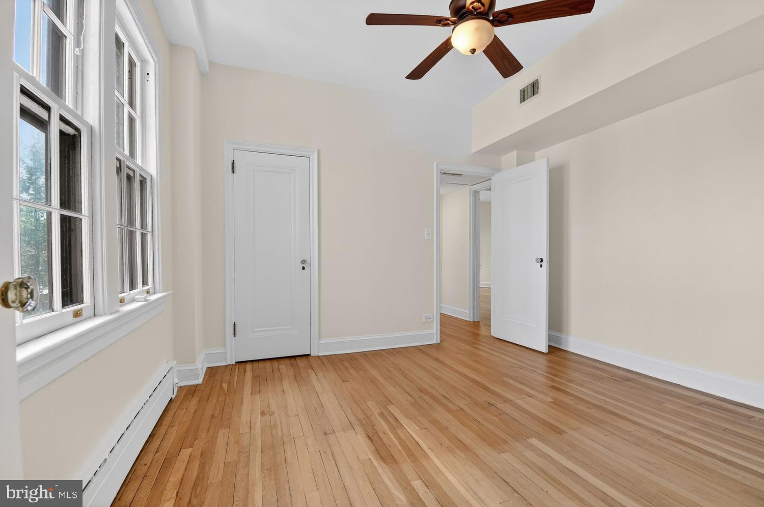 3016 Tilden Street Northwest, Unit 403 Washington, DC 20008 - Photo 11 of 28