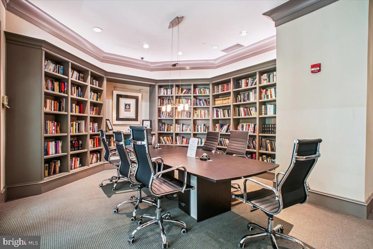 851 North Glebe Road, Unit 1003 Arlington, VA 22203 - Photo 46 of 73