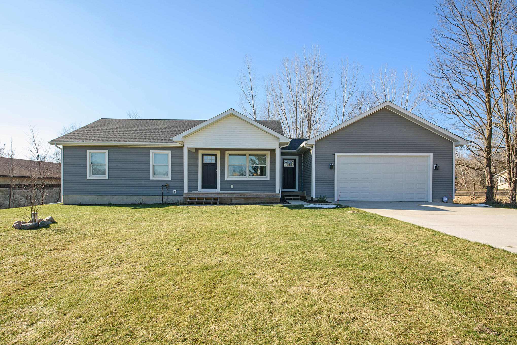 3414 Whites Bridge Road Lowell, MI 49331 - Photo 1 of 19 001_dsc6119
