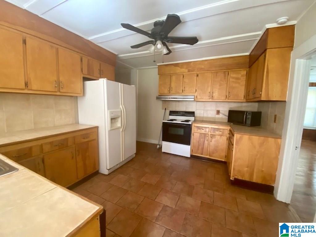 3154 Taylors Mill Road Talladega, AL 35160 - Photo 2 of 46