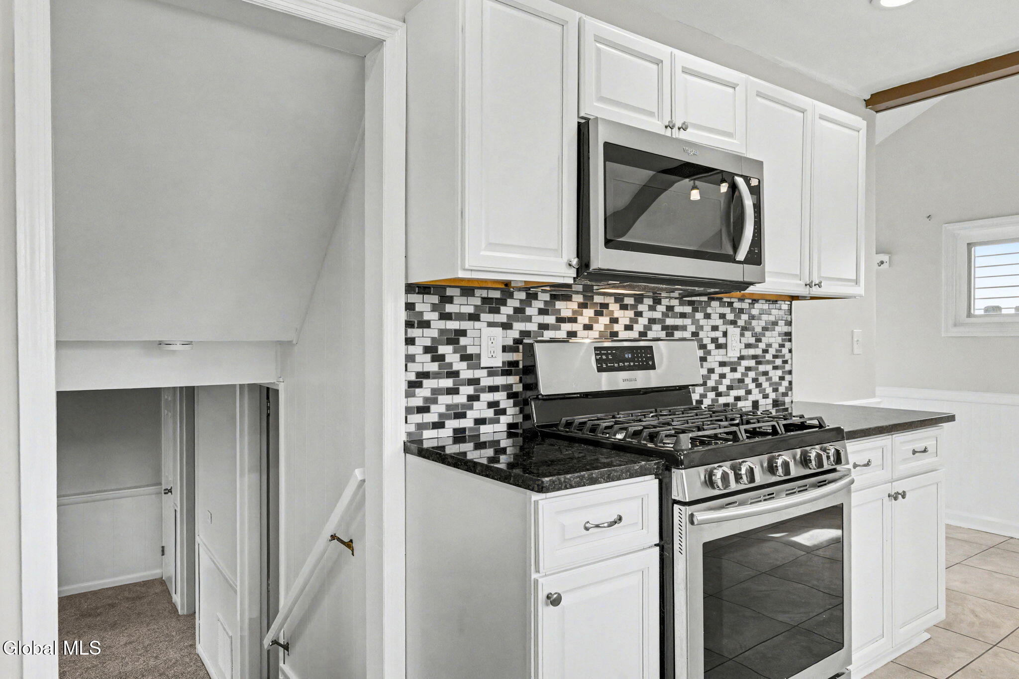 54 Forts Ferry Road Colonie, NY 12110 - Photo 14 of 35 24-web-or-mls-54-forts-ferry-rd