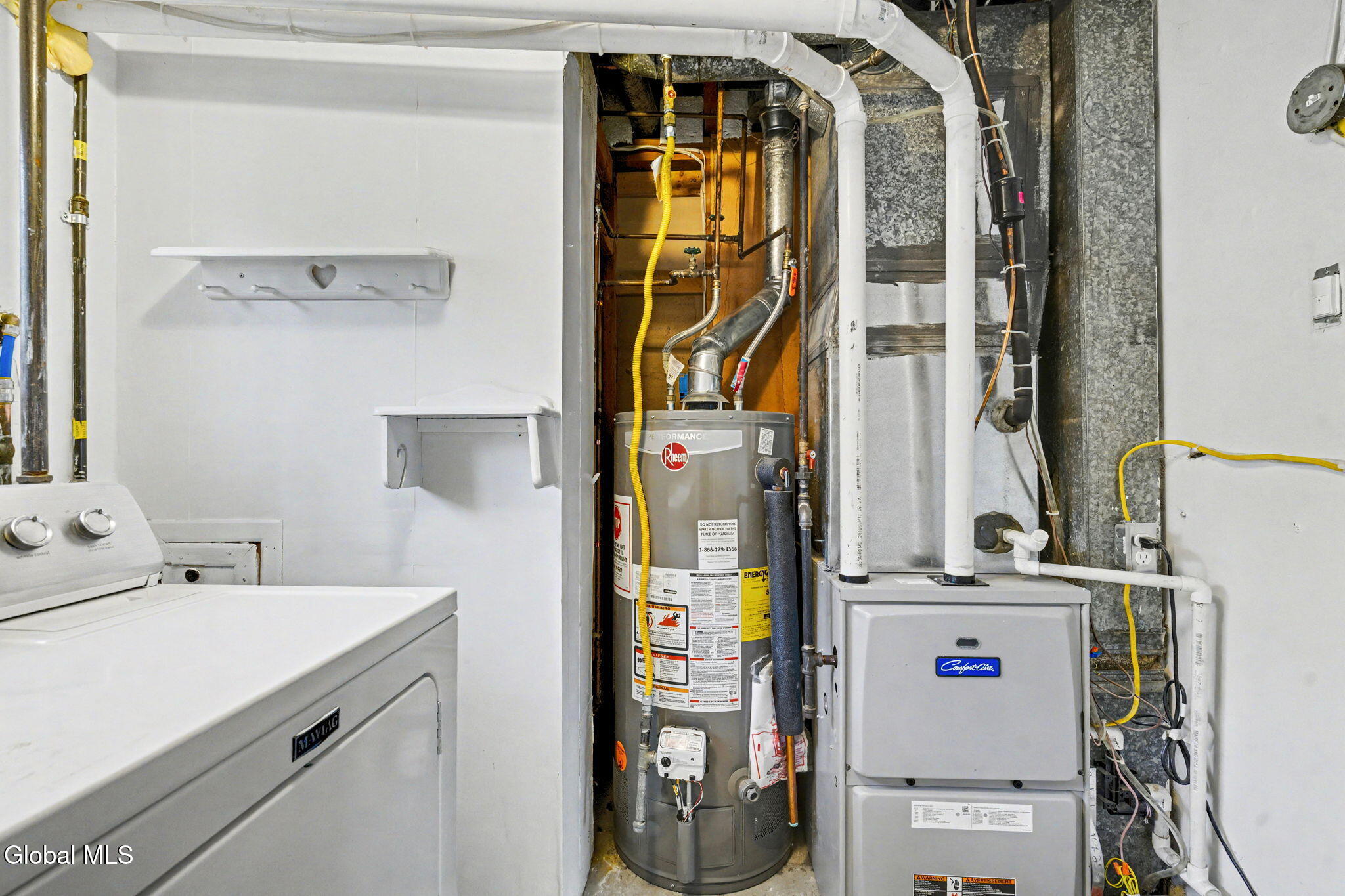 54 Forts Ferry Road Colonie, NY 12110 - Photo 20 of 35 21-web-or-mls-54-forts-ferry-rd