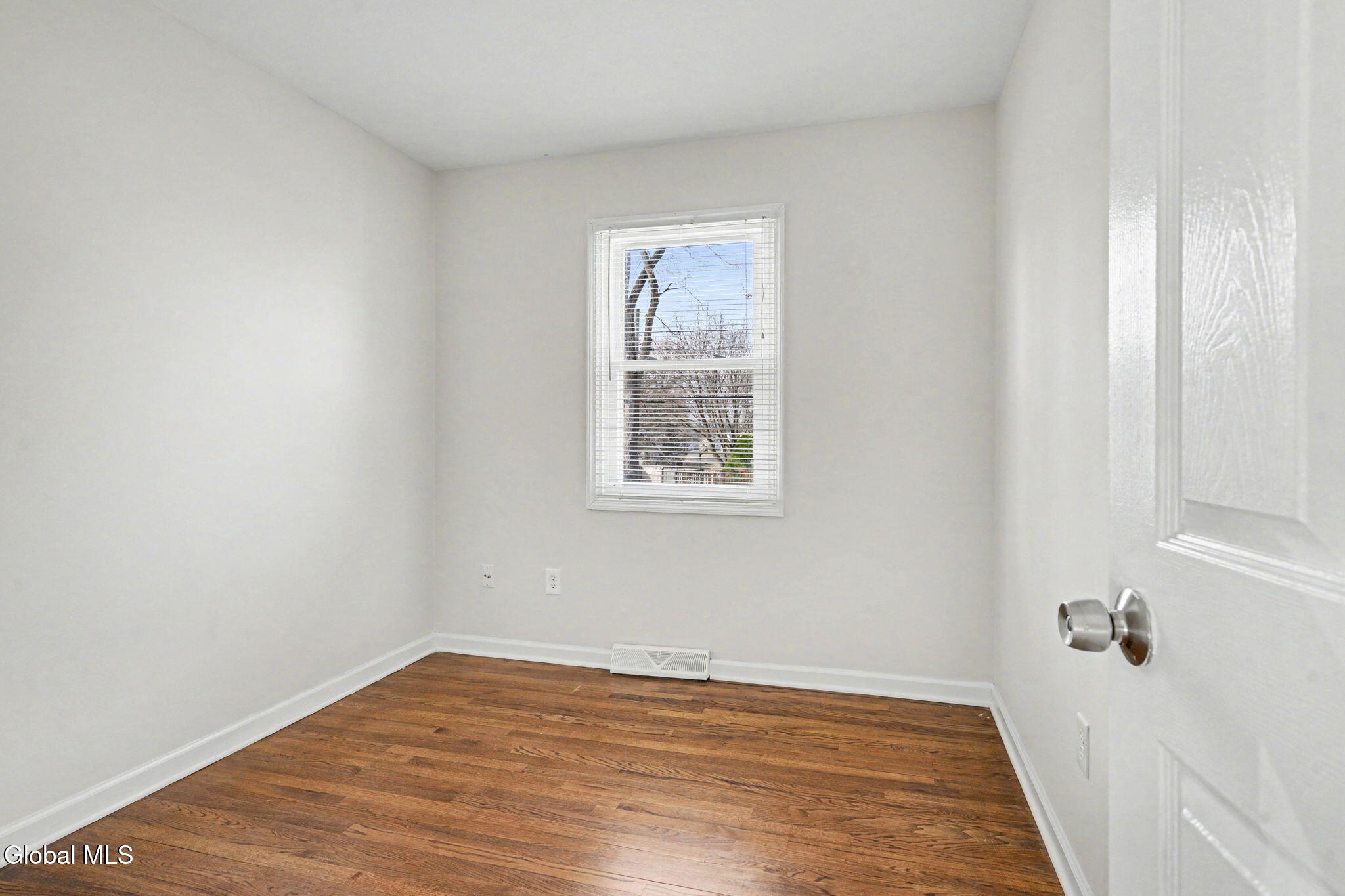 54 Forts Ferry Road Colonie, NY 12110 - Photo 24 of 35 9-web-or-mls-54-forts-ferry-rd