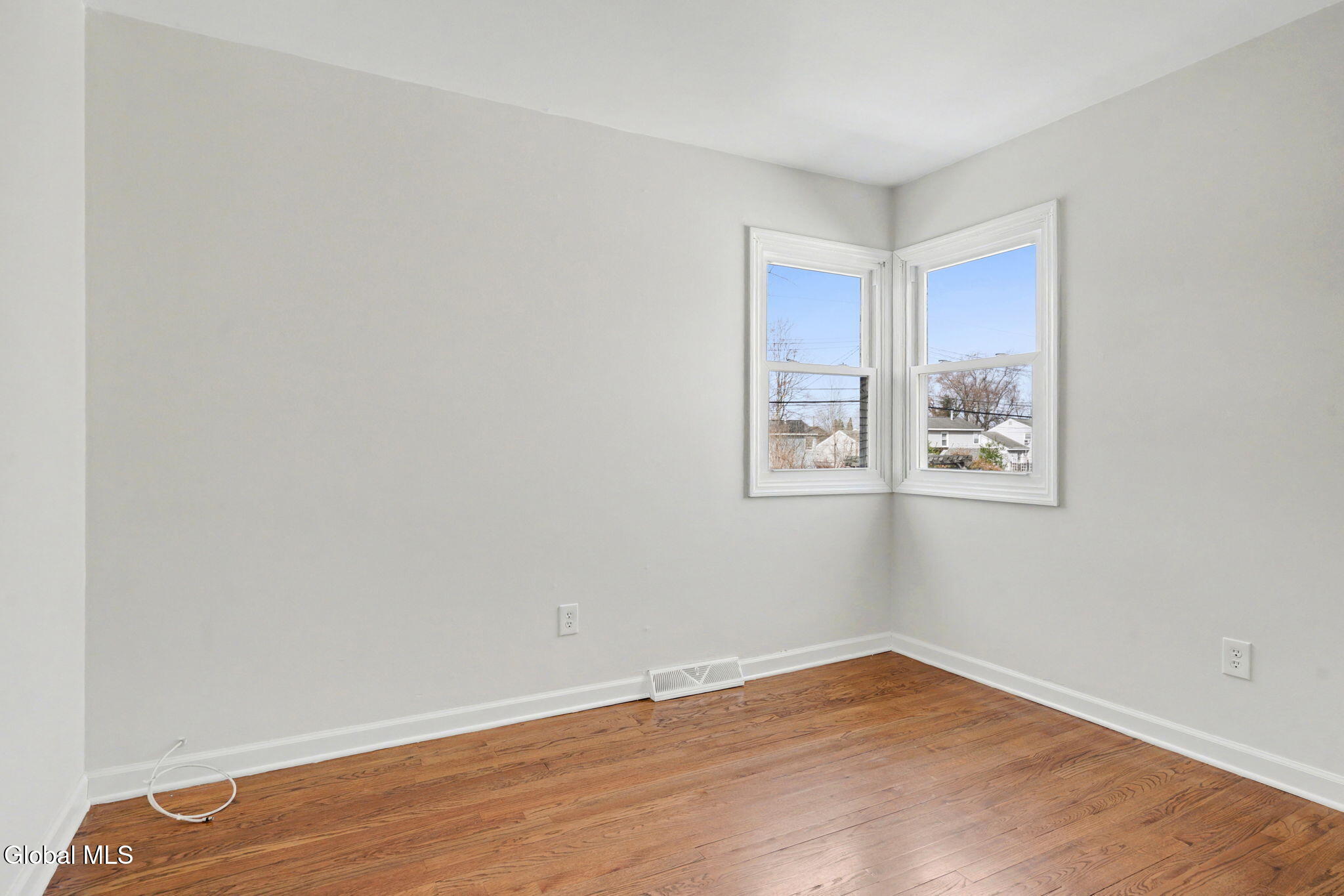 54 Forts Ferry Road Colonie, NY 12110 - Photo 26 of 35 12-web-or-mls-54-forts-ferry-rd